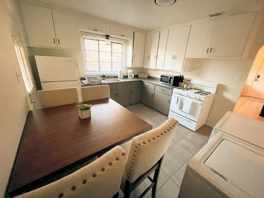阿尔伯克基Pet Friendly! Private Casita In Nob Hill别墅 外观 照片